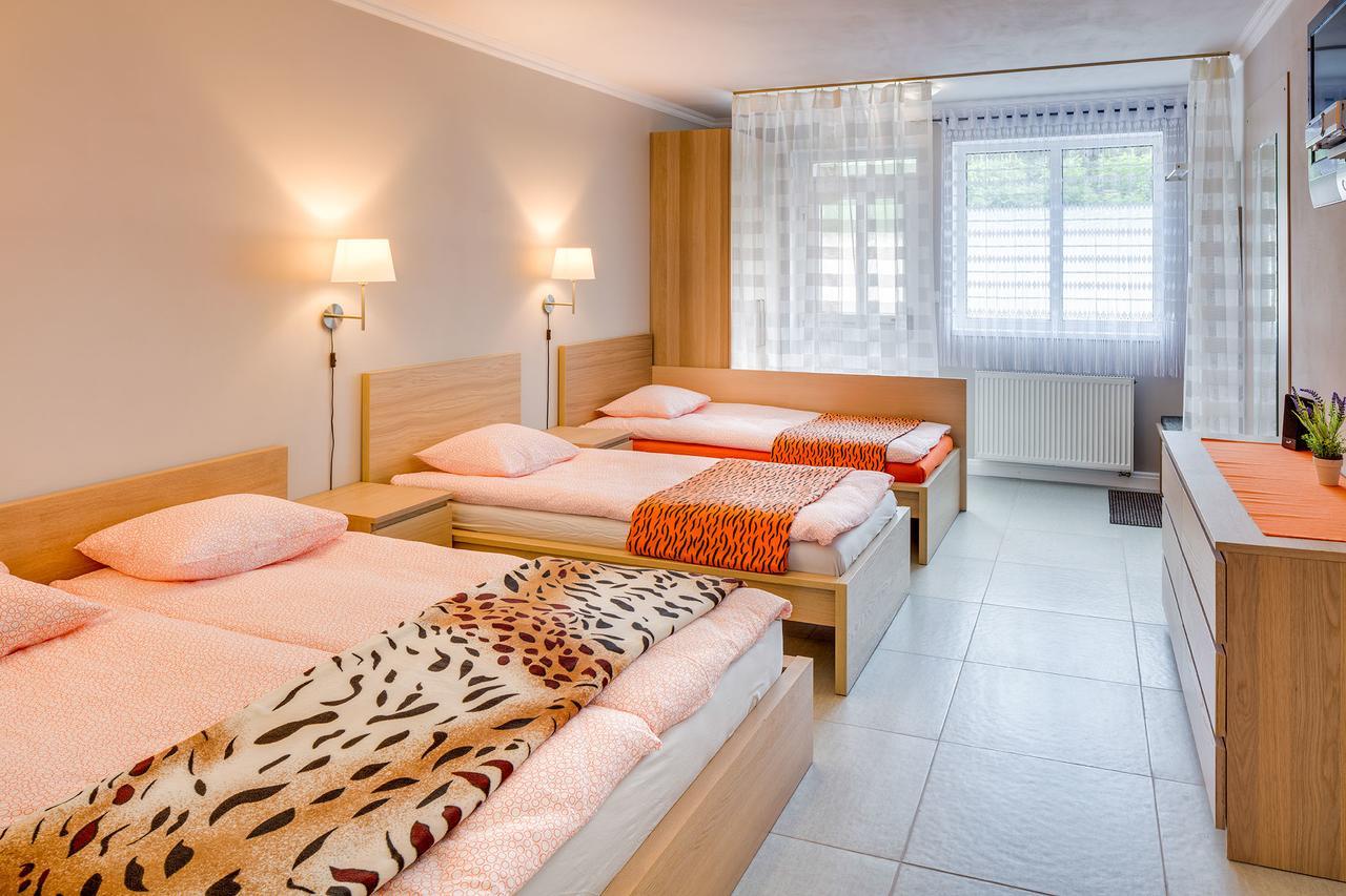 Apartements Studio 964 Líbeznice Екстериор снимка